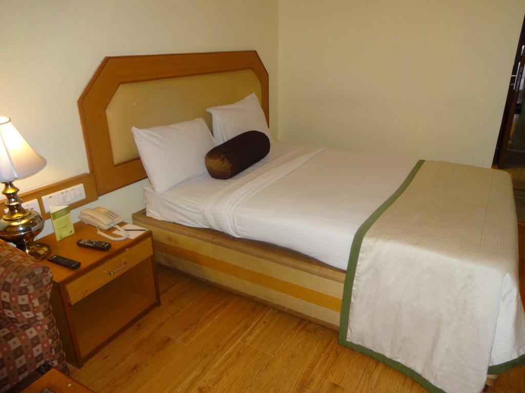 Ohris Baseraa Hyderabad Room photo